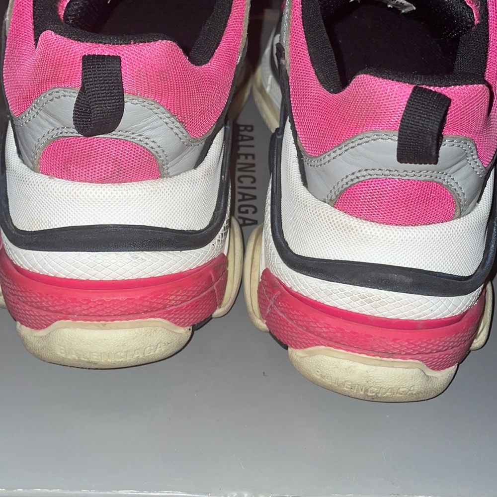 Balenciaga Triple S sneakers Pink/Black size 39 - Picture 3 of 6